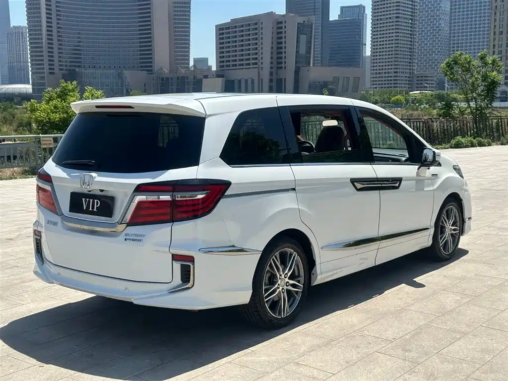 Honda Elysion 2019 2.0L Luxury