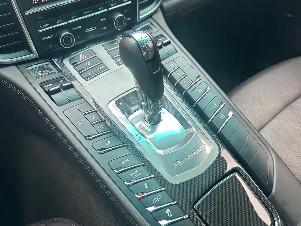 Porsche Panamera — миниатюра 30