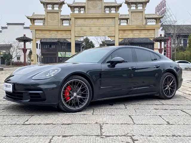 porsche panamera