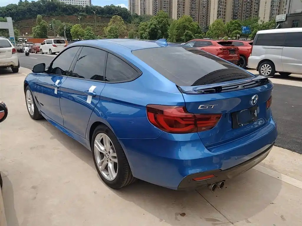 BMW 3 Series GT 3 GT 2019 320i M Sport