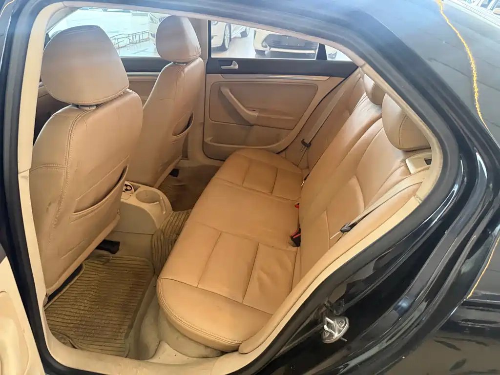 Volkswagen Sagitar — миниатюра 9