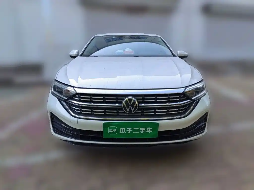 Volkswagen Sagitar — миниатюра 2