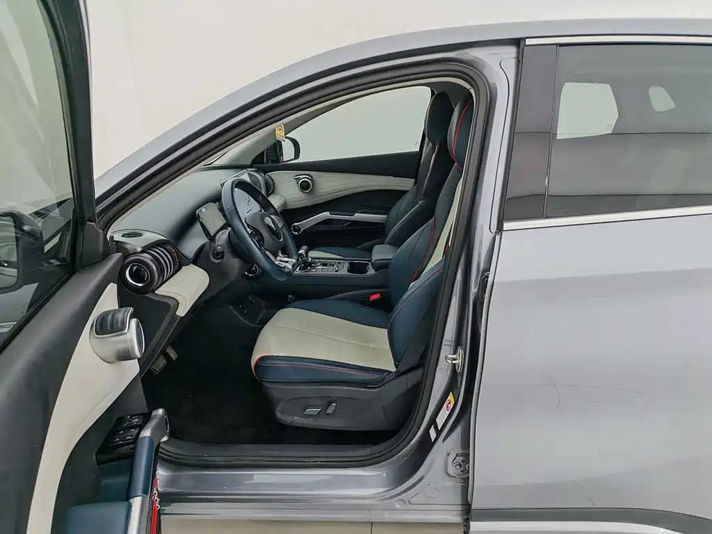 BYD Yuan Plus — миниатюра 9