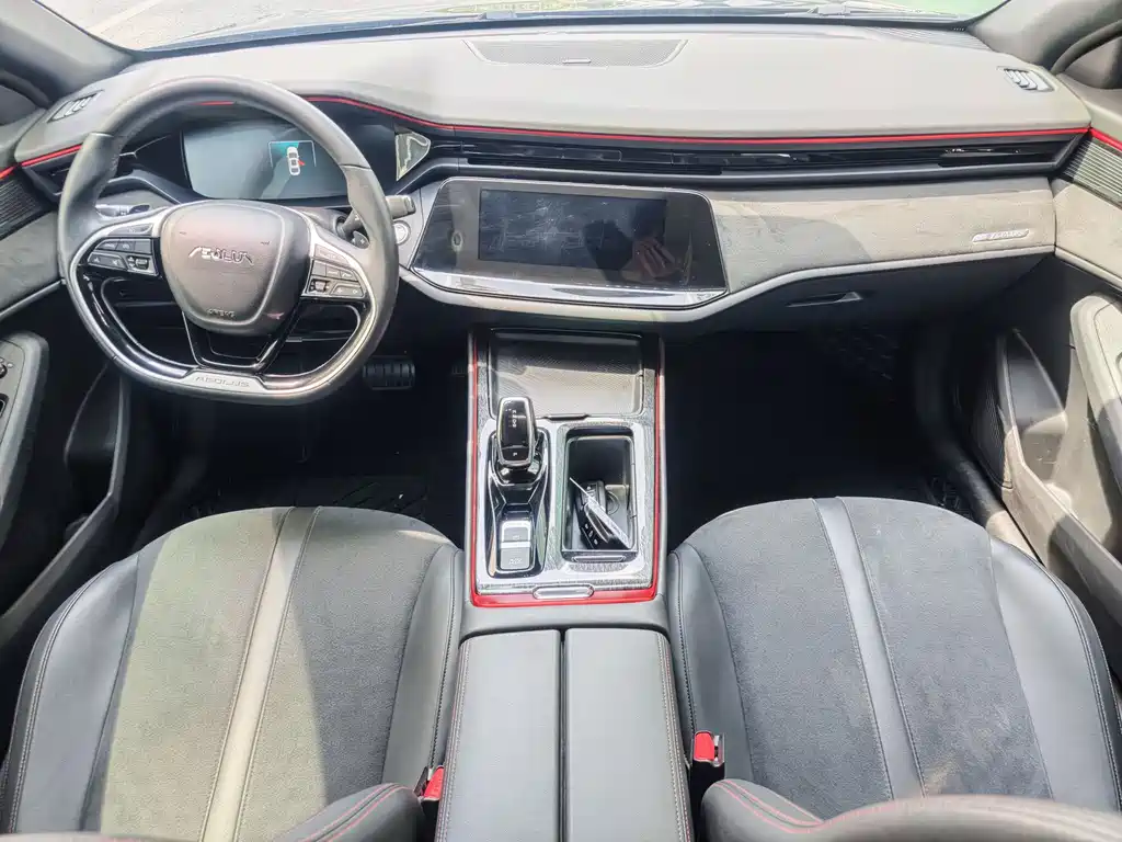 DONGFENG YI HYUN MAX