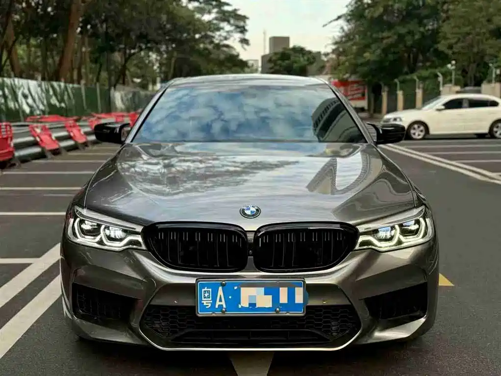 BMW 5 SERIES