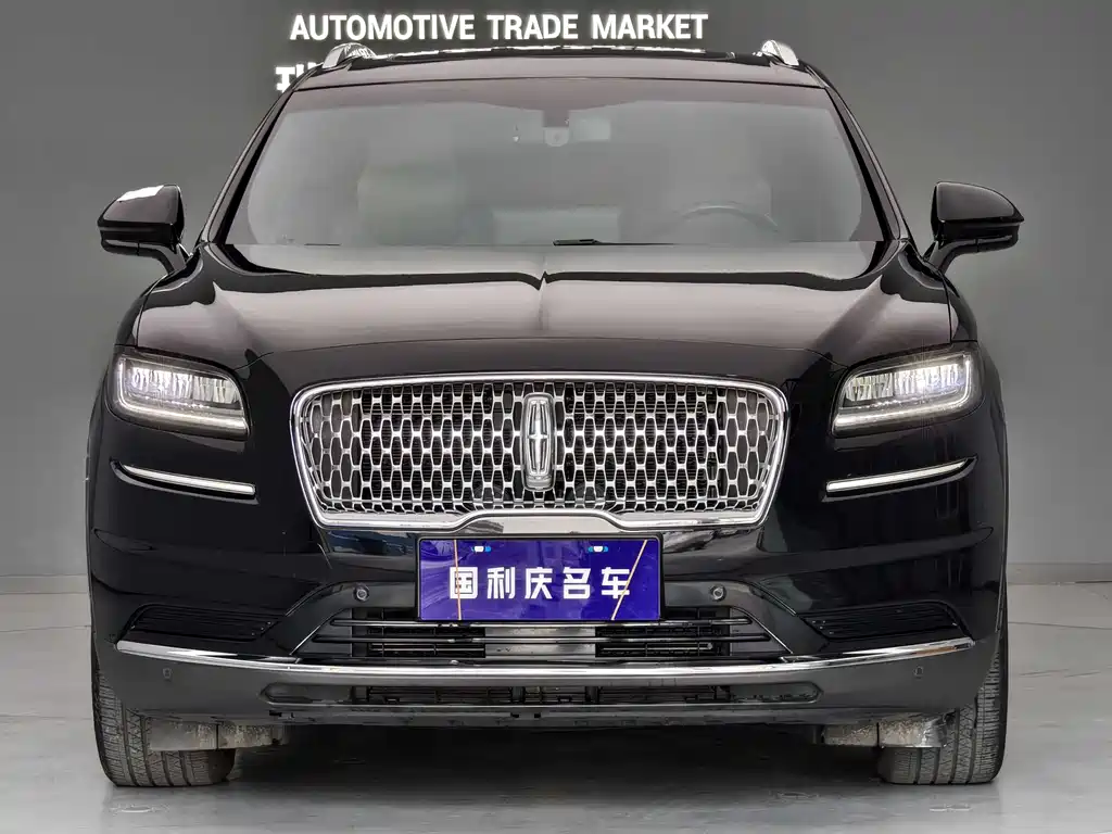 Lincoln Nautilus 2021 2.0T Premium