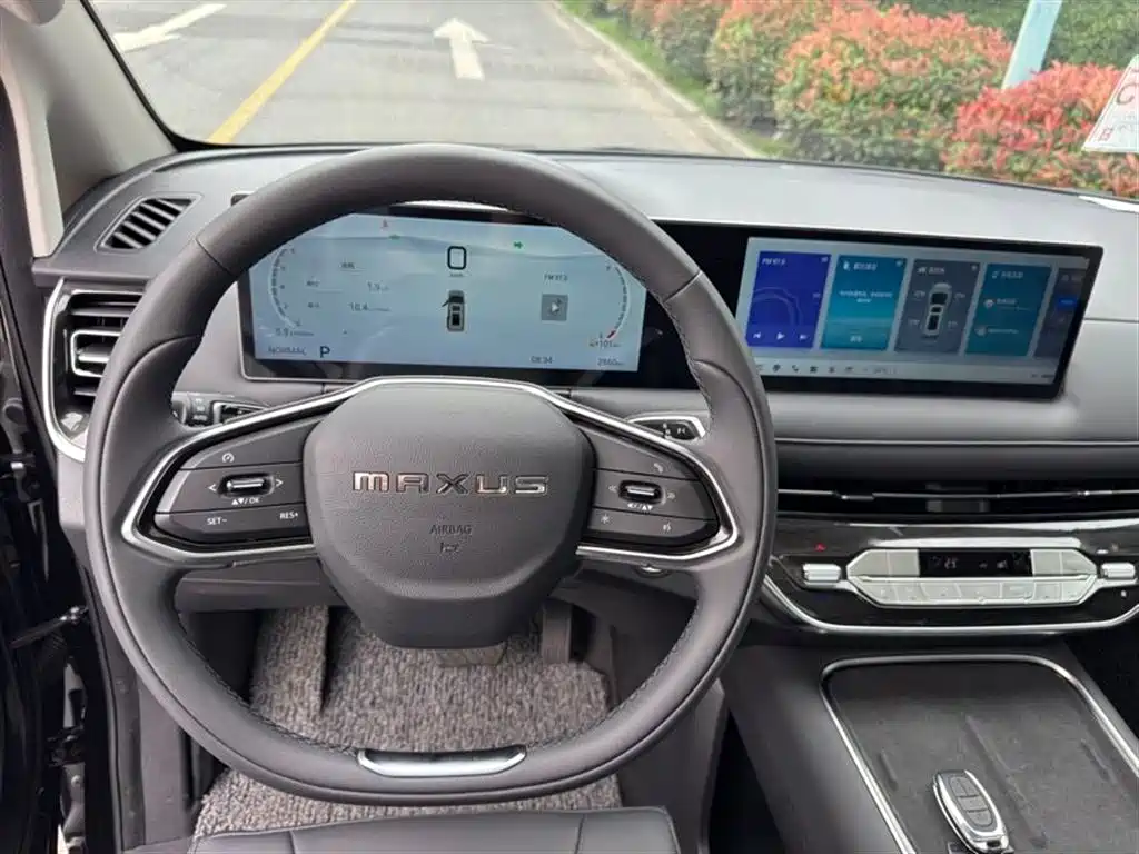 Maxus G10 2025 MAX 2.0T AT Flagship 7 мест