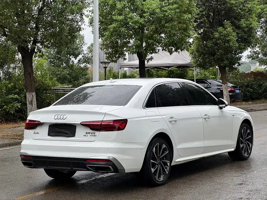 Audi A4L — миниатюра 4