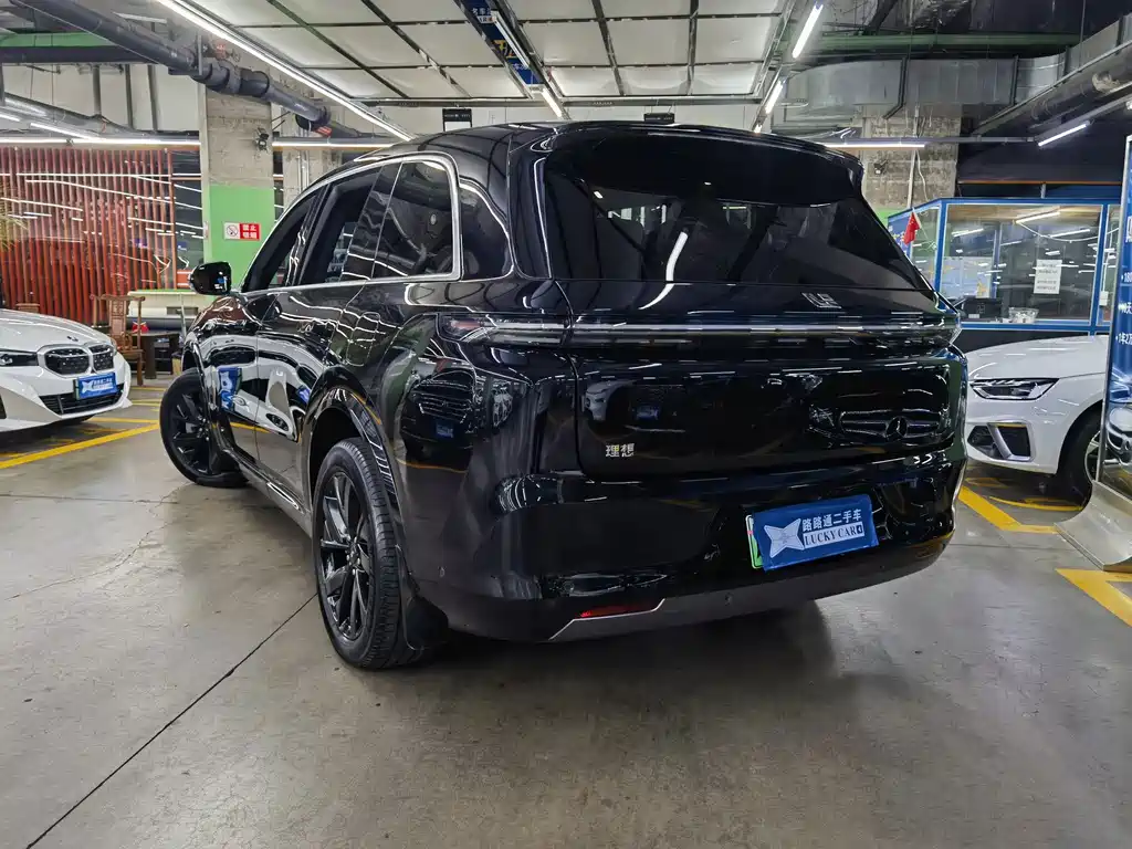 Li Auto Li L8 — миниатюра 4