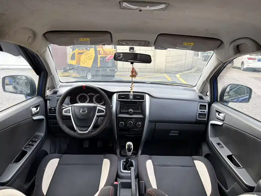 Suzuki A6 2015 1.4L MT