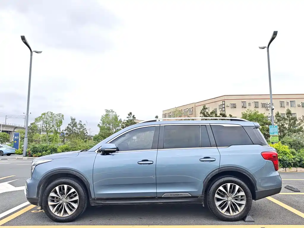 GAC GS8 2017 320T Luxury Smart Connect ( мест)