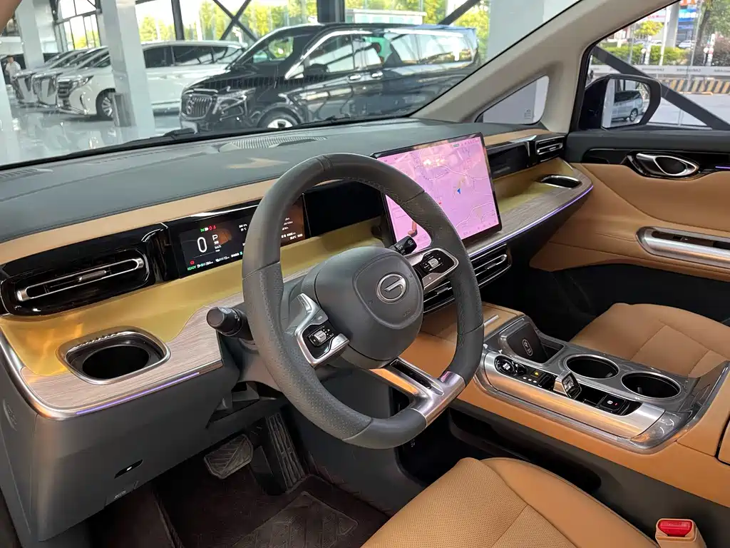 GAC Motor Trumpchi E8 PHEV — миниатюра 23