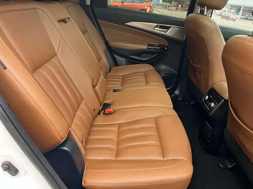 Changan CS95 — миниатюра 10