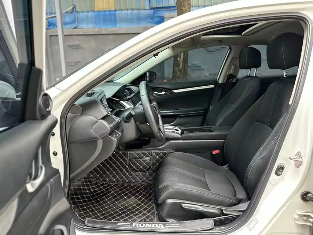 Honda Civic — миниатюра 6