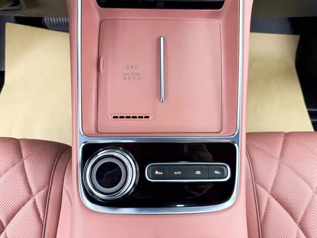 Geely Boyue REV — миниатюра 21