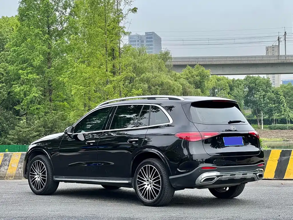 Mercedes-Benz GLC 2024 GLC 300 L 4MATIC Luxury 5 мест