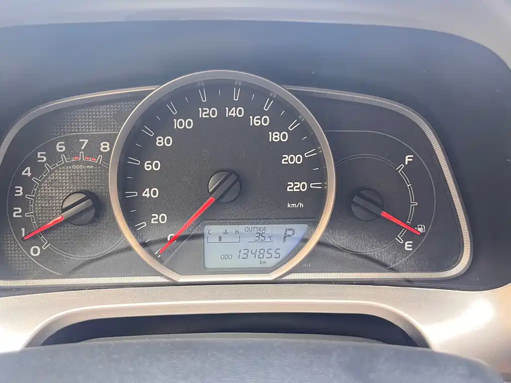 Toyota RAV4 — миниатюра 15