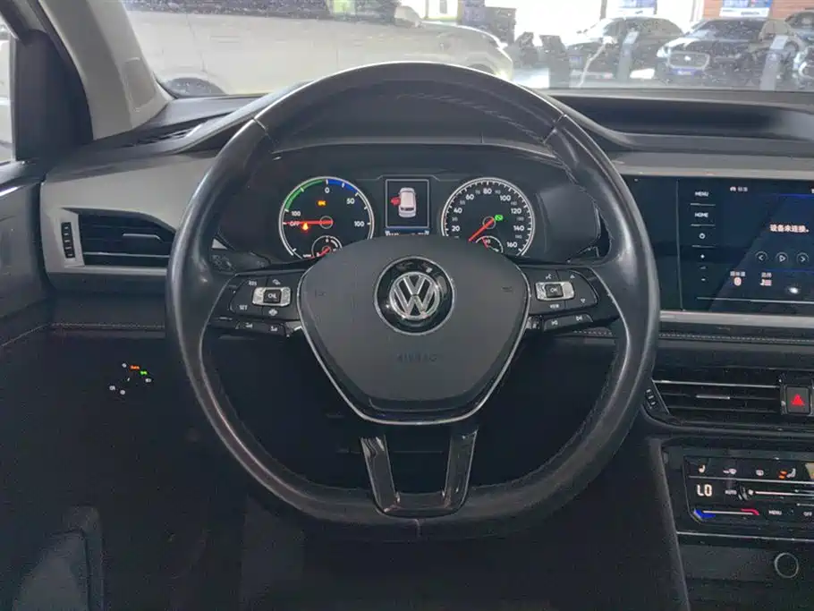 Volkswagen Tharu New Energy — миниатюра 15
