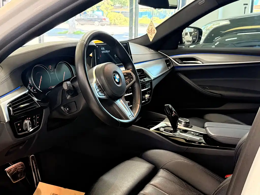 BMW 5 Series 5 2018 525i M Sport