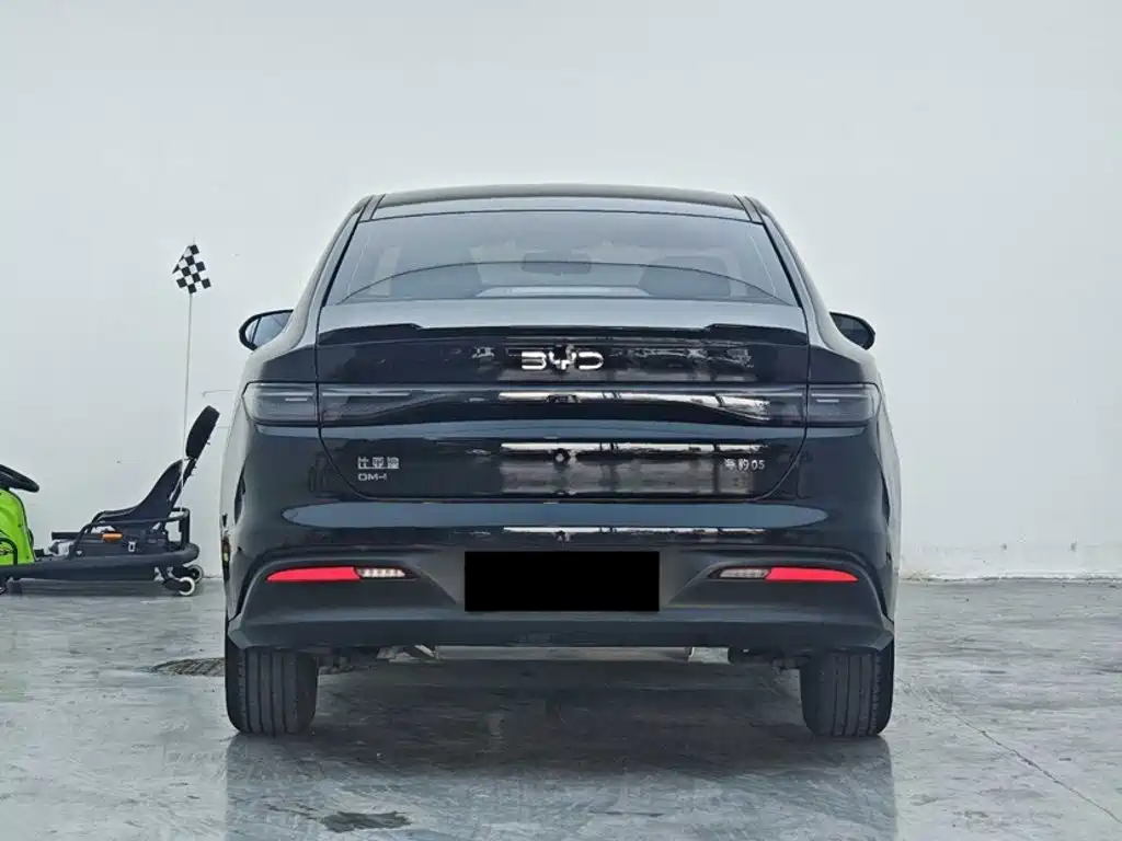 BYD Seal 05 DM-i — миниатюра 13