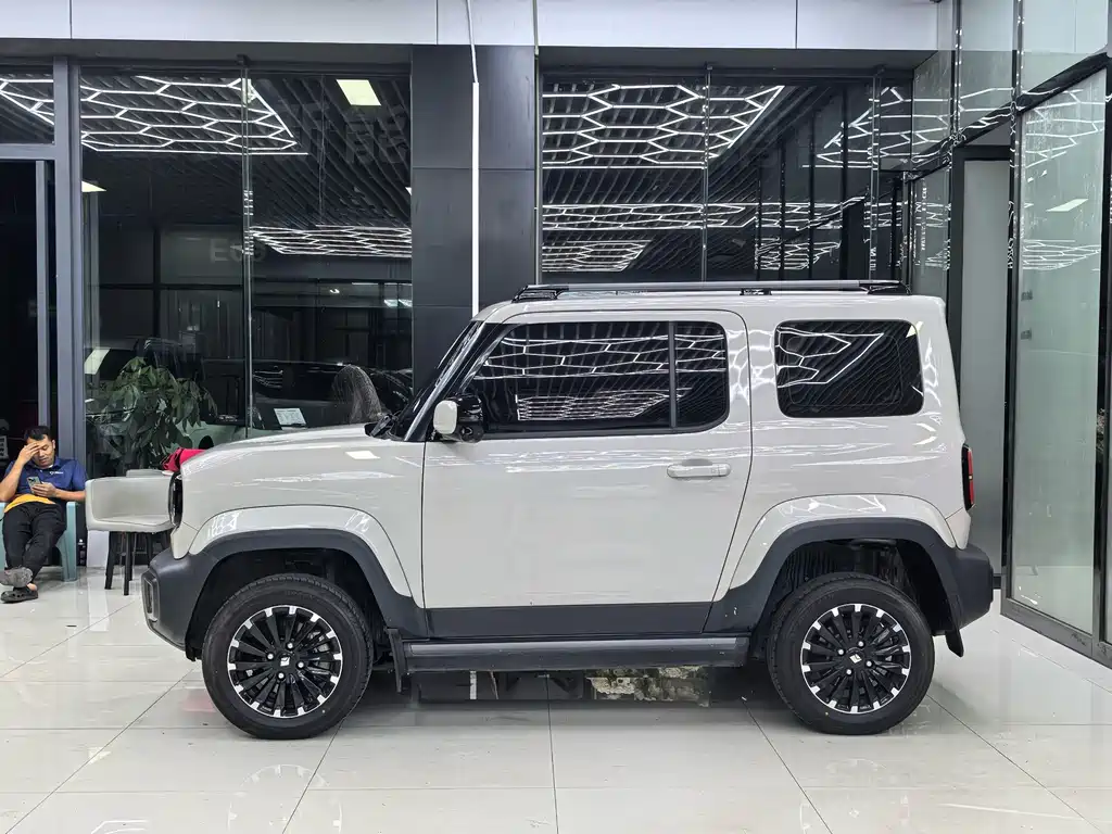 Baojun Yueye — миниатюра 4