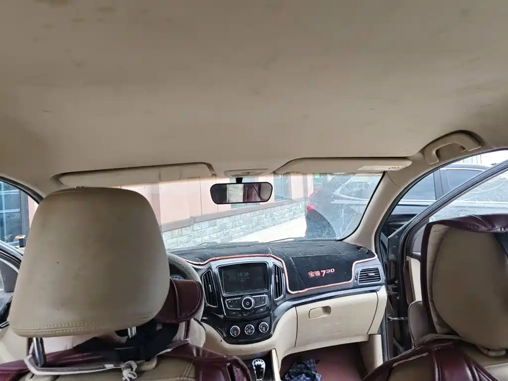 Baojun 730 2014 1.5L MT Comfort ESP 7 мест