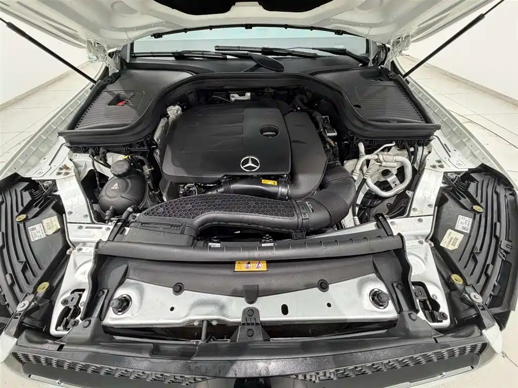 MERCEDES-BENZ GLC COUPE