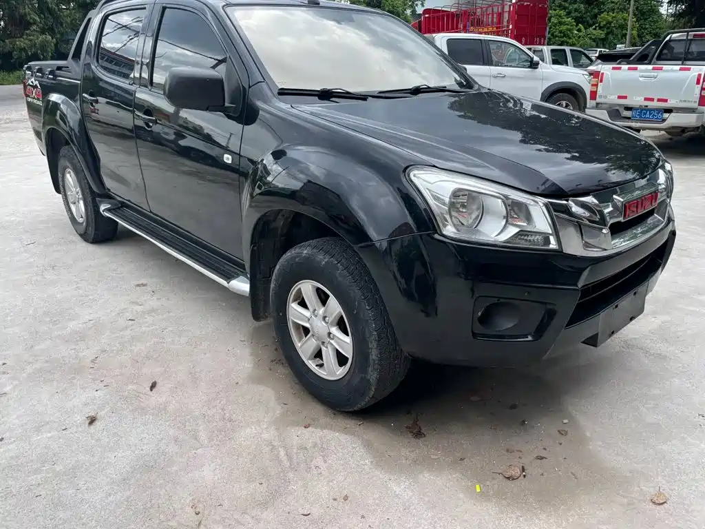 Isuzu RE-MAX Ruimai — миниатюра 3