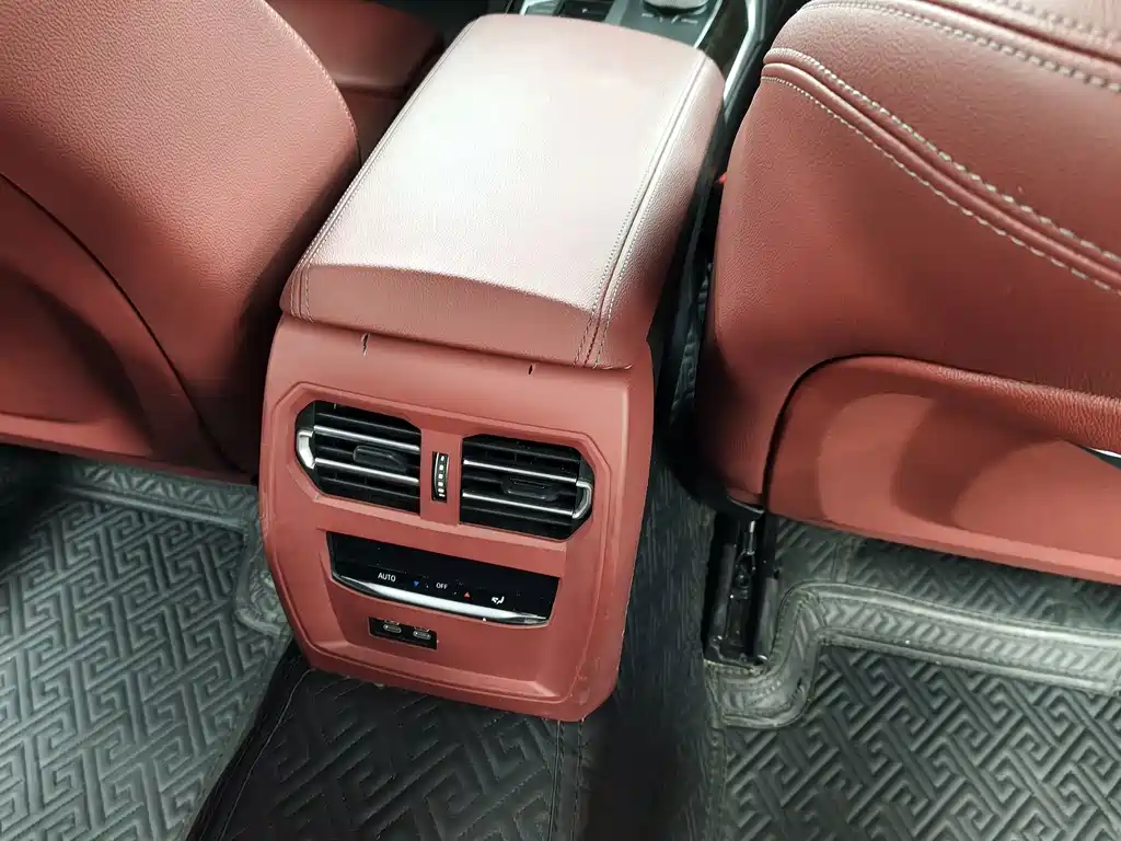 BMW 3 Series — миниатюра 7