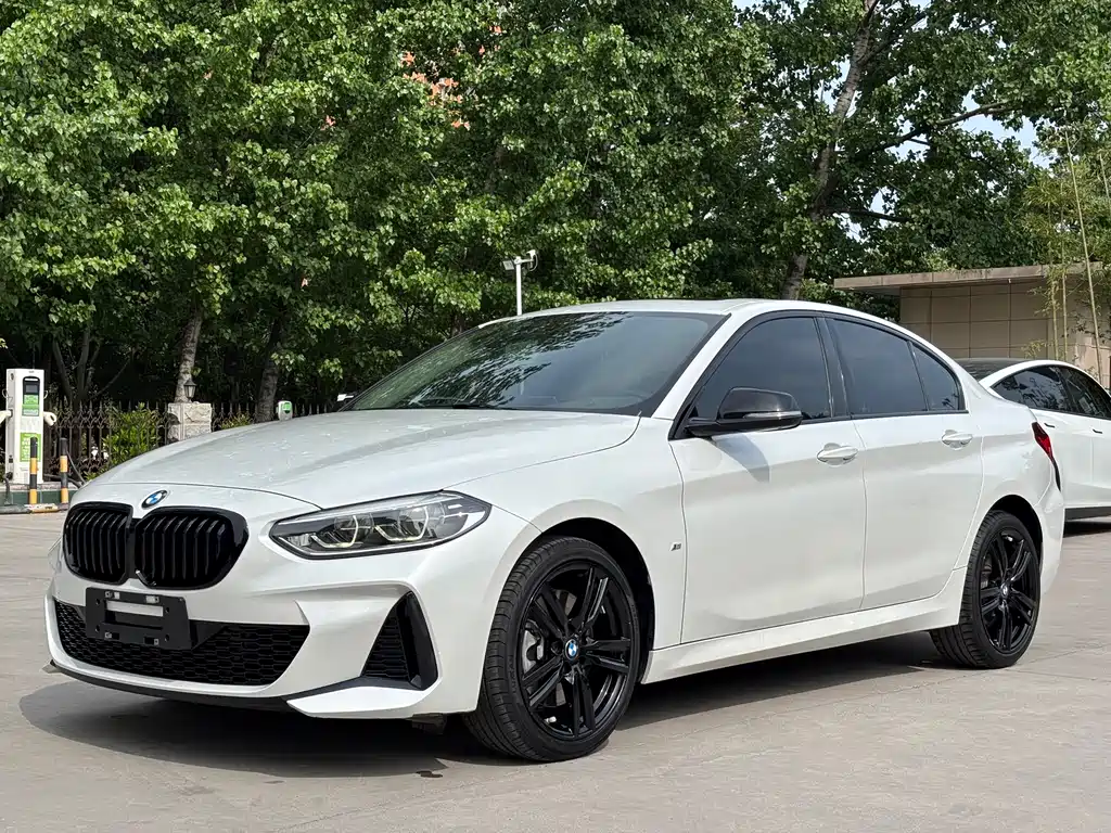 BMW 1 Series 2023