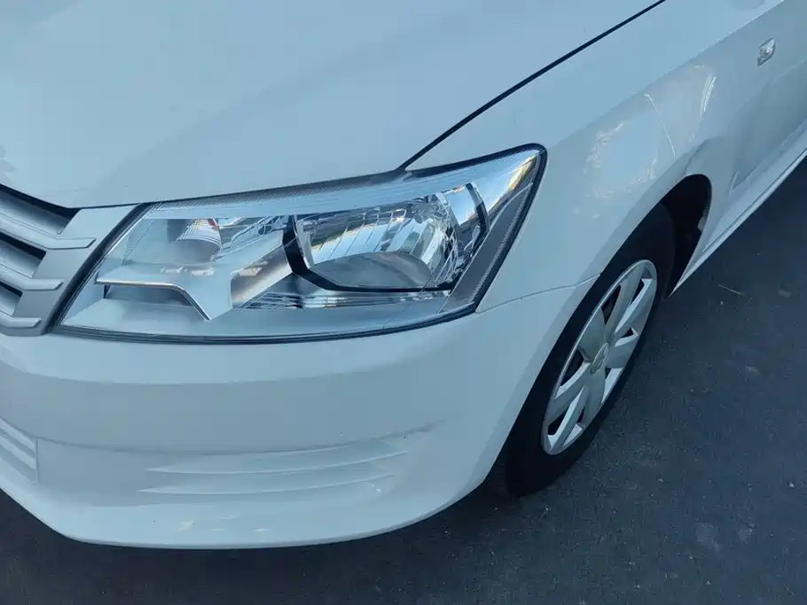 Volkswagen Santana — миниатюра 5