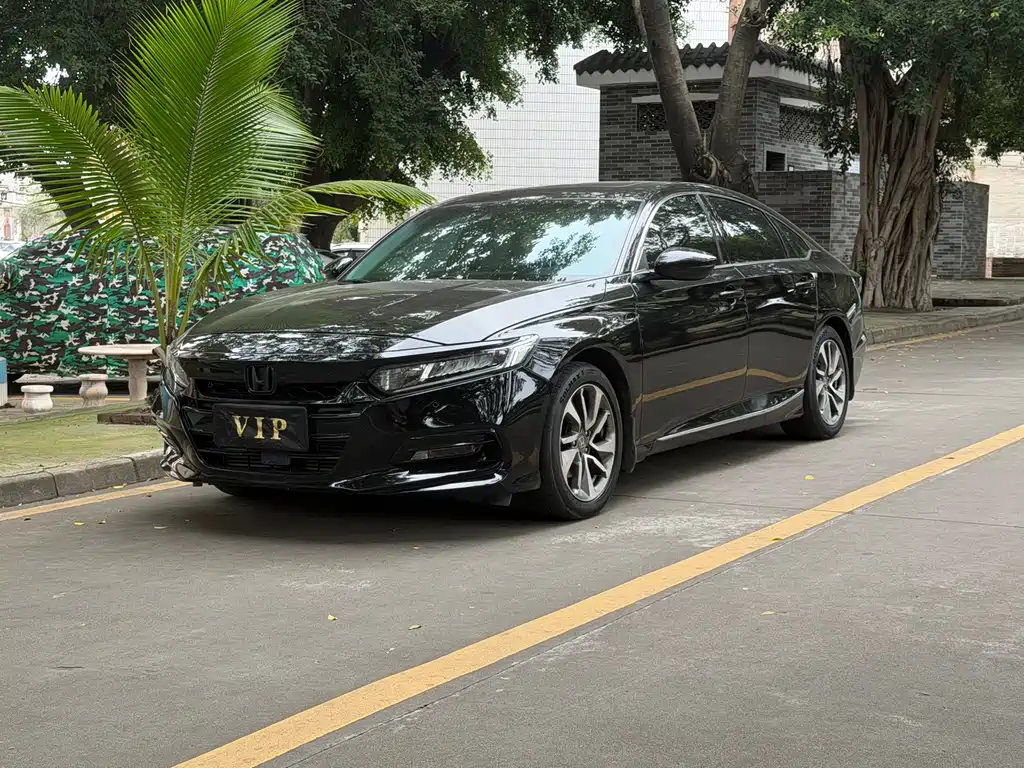 Купить Honda Accord