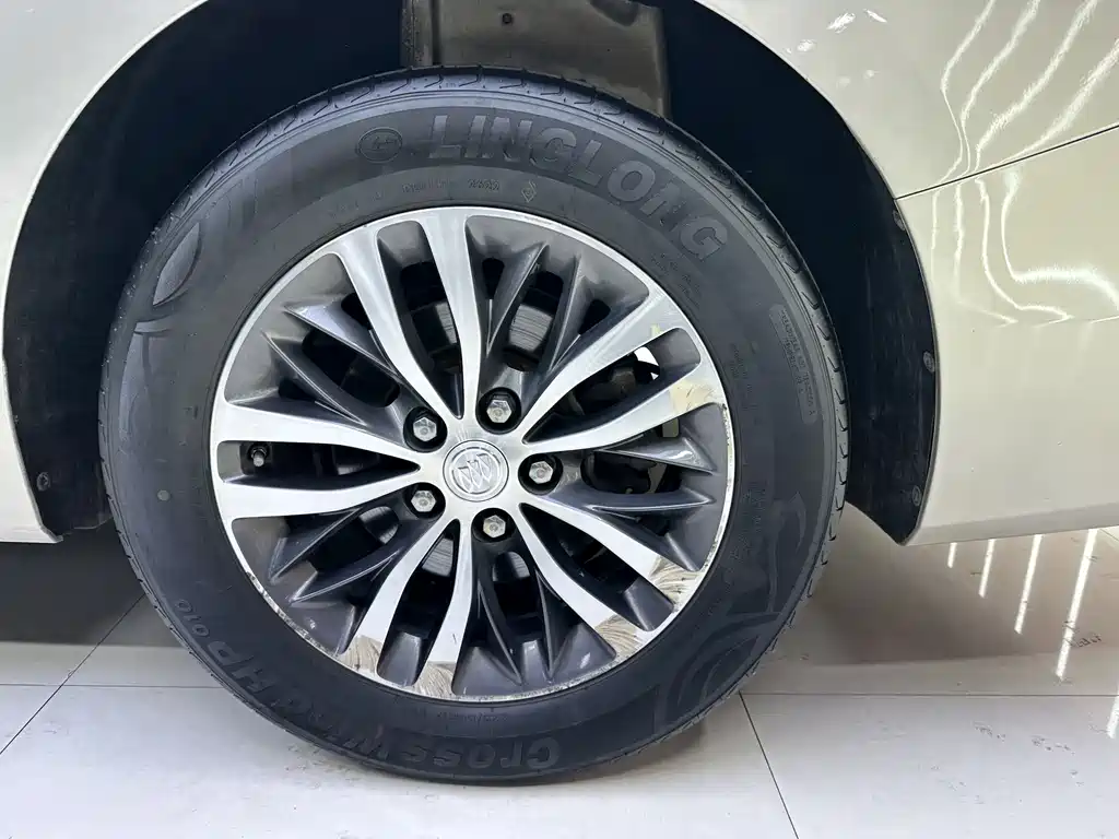 Buick GL8 2020 ES 653T Premium