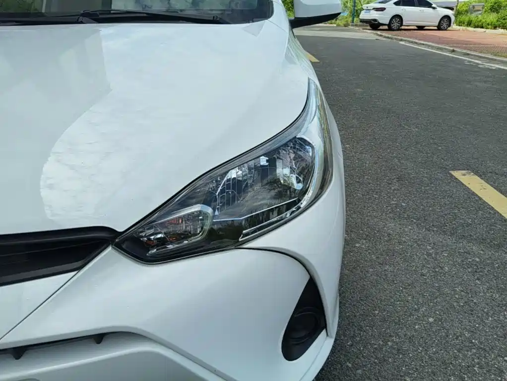 Toyota Yaris L — миниатюра 24