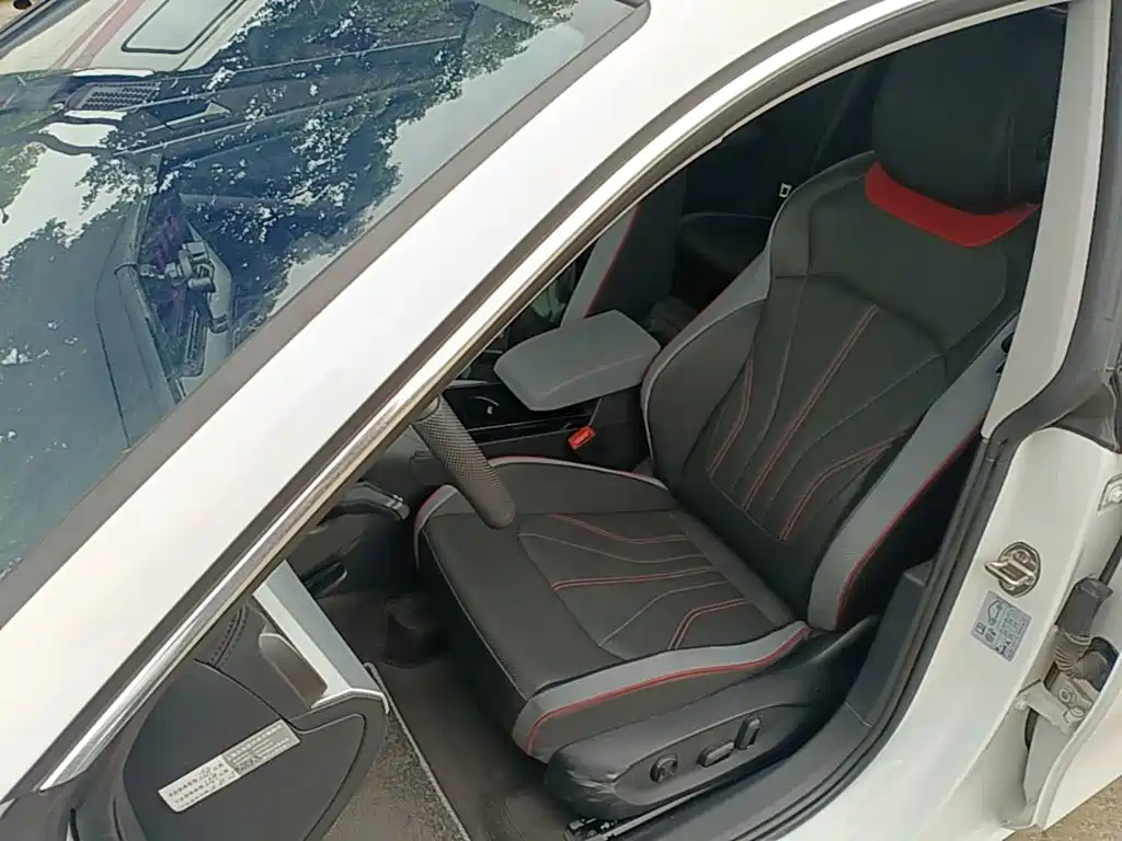 Volkswagen Lamando — миниатюра 15