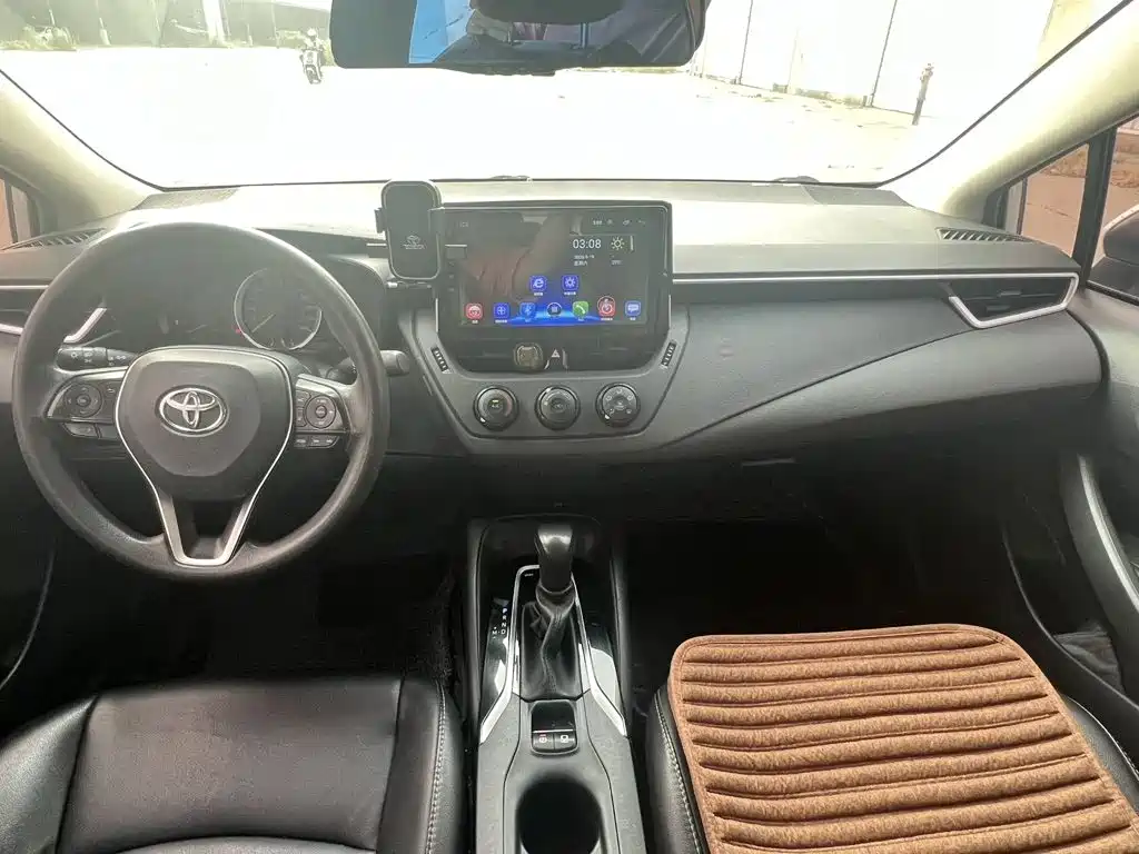 Toyota Corolla — миниатюра 7