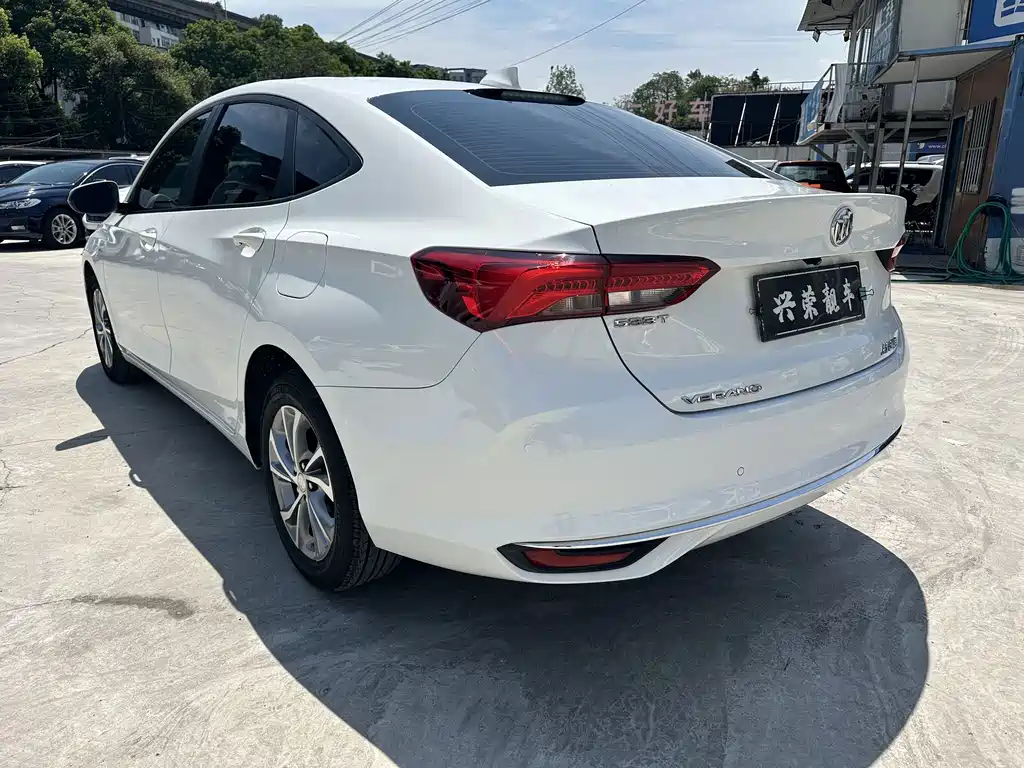 Buick Verano — миниатюра 4