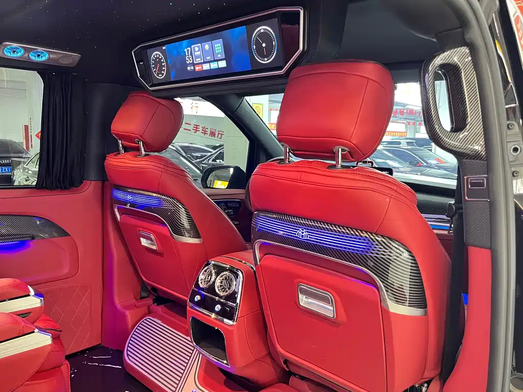 Mercedes-Benz Vito 2024 2.0T Elite 7 мест