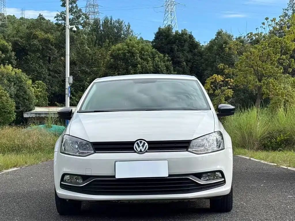 Volkswagen Polo — миниатюра 2