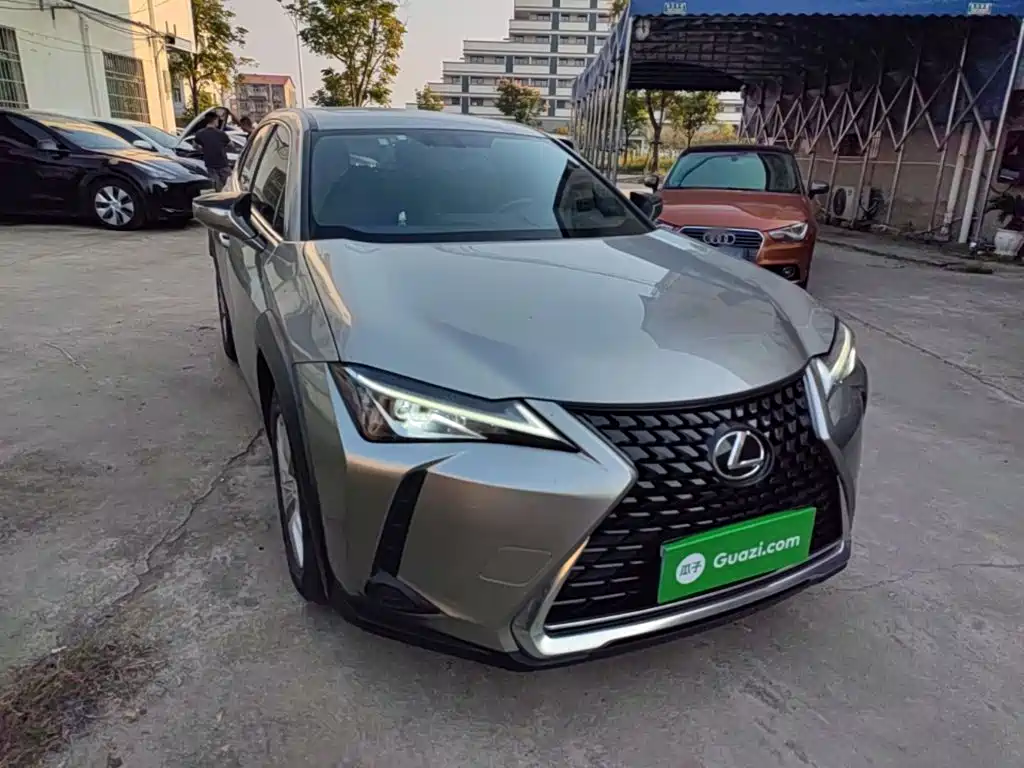 Lexus UX — миниатюра 4