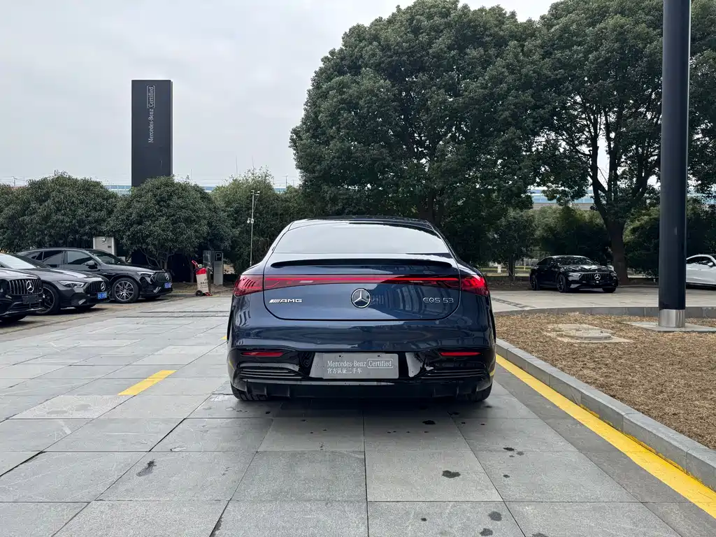 MERCEDES-BENZ EQS AMG