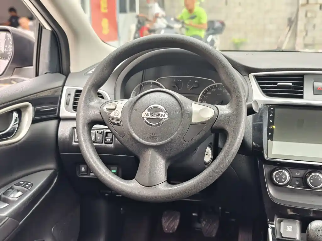 Nissan Sylphy — миниатюра 9