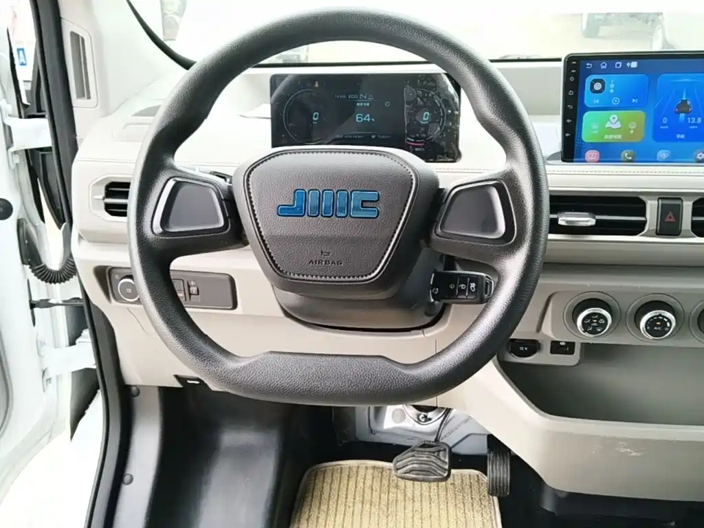 JMC E-Fushun — миниатюра 11