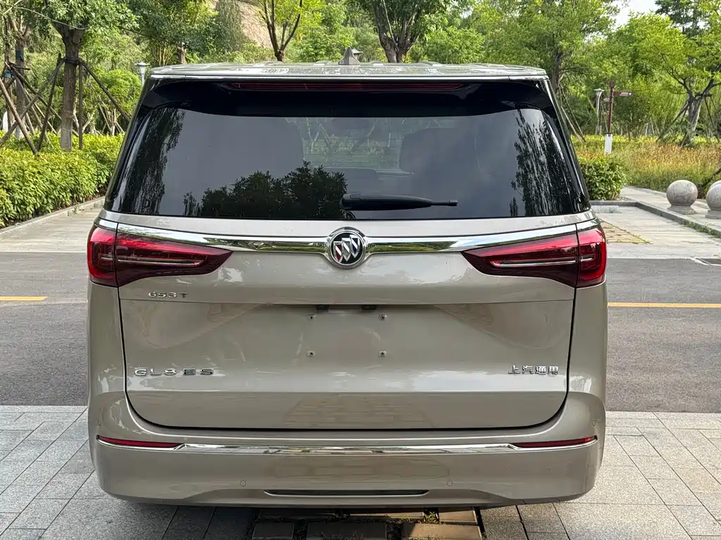 Buick GL8 2022 ES 653T Luxury