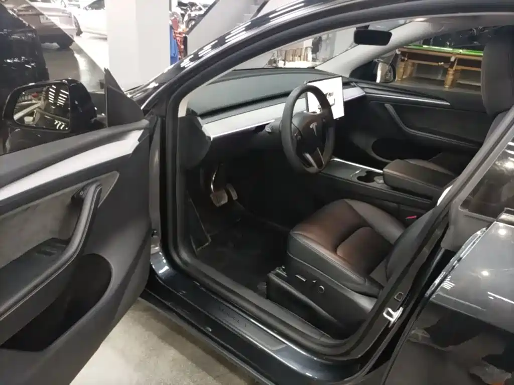 Tesla Model Y — фотографии объявления, Фото 16