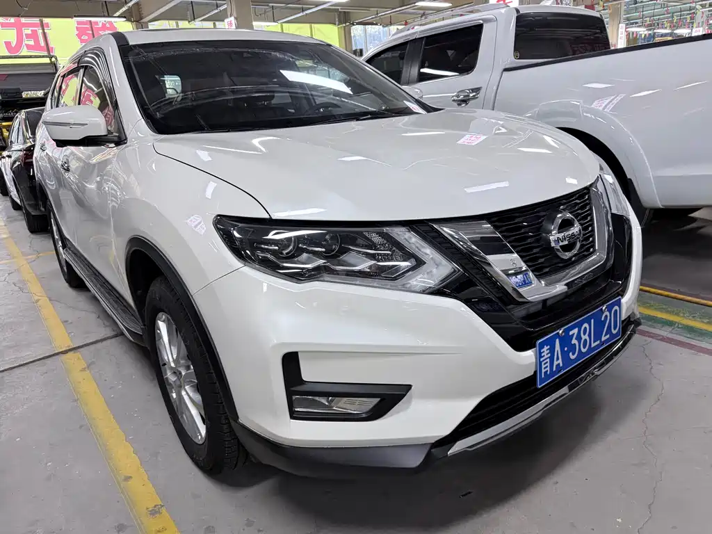 Nissan X-Trail — миниатюра 2
