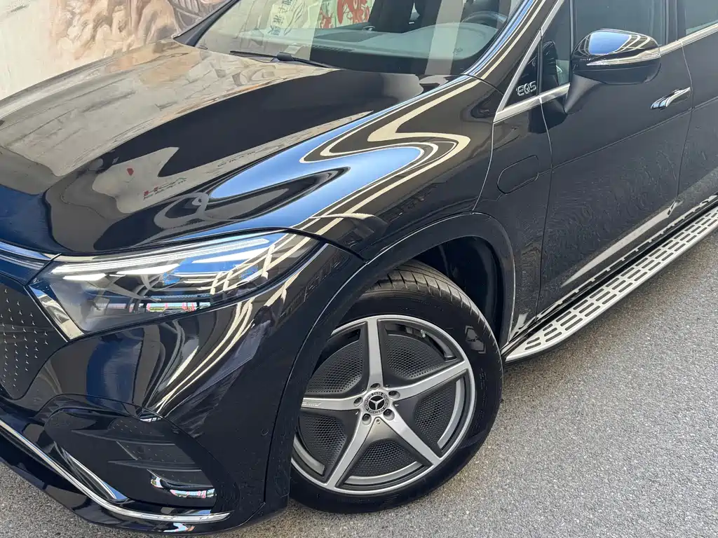 Mercedes-Benz EQS SUV — миниатюра 20