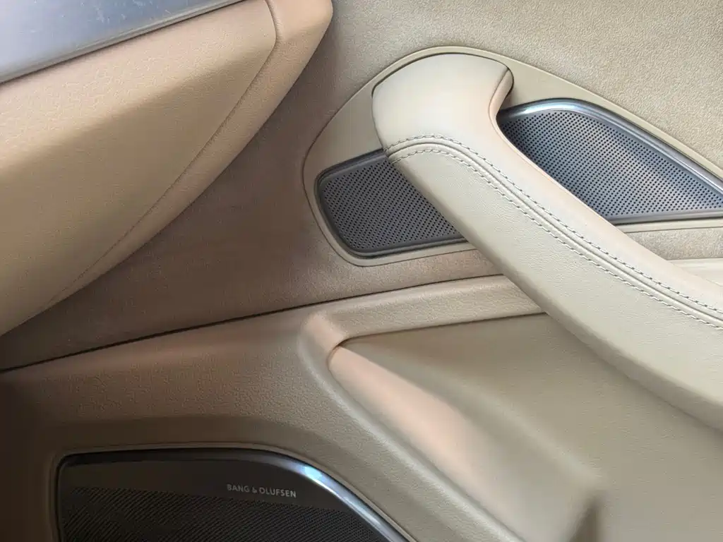 Audi A8 2011 A8L 3.0 TFSI quattro Luxury (245kW