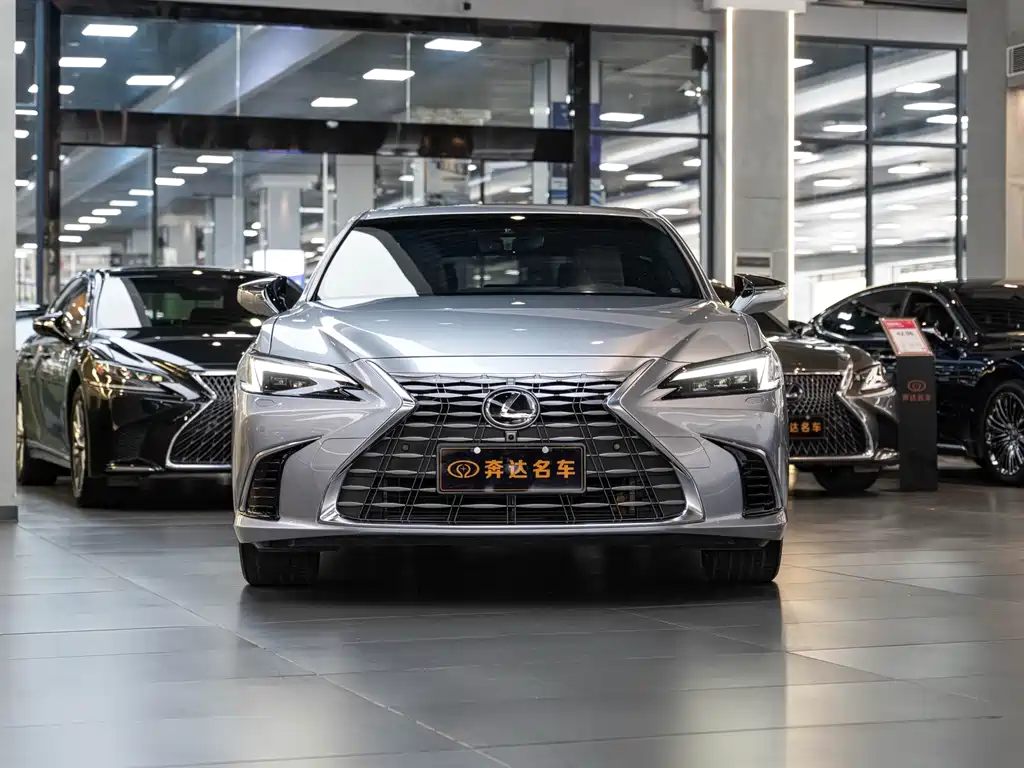 Lexus ES 2025 300h Executive