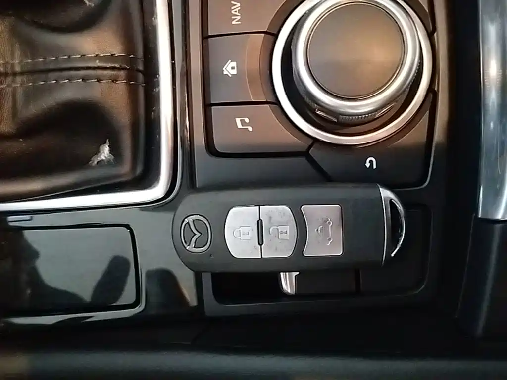 Mazda 3 Axela — миниатюра 9